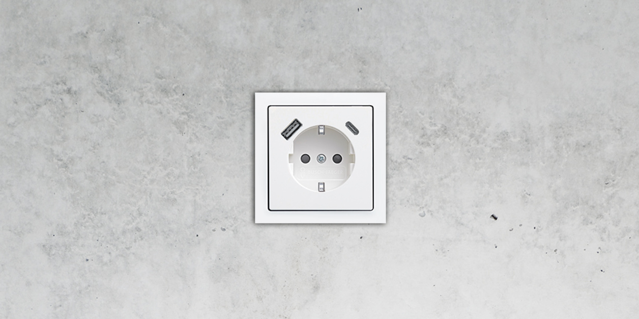 SCHUKO® USB-Steckdose bei Elektro Häcker GmbH in Schweinfurt