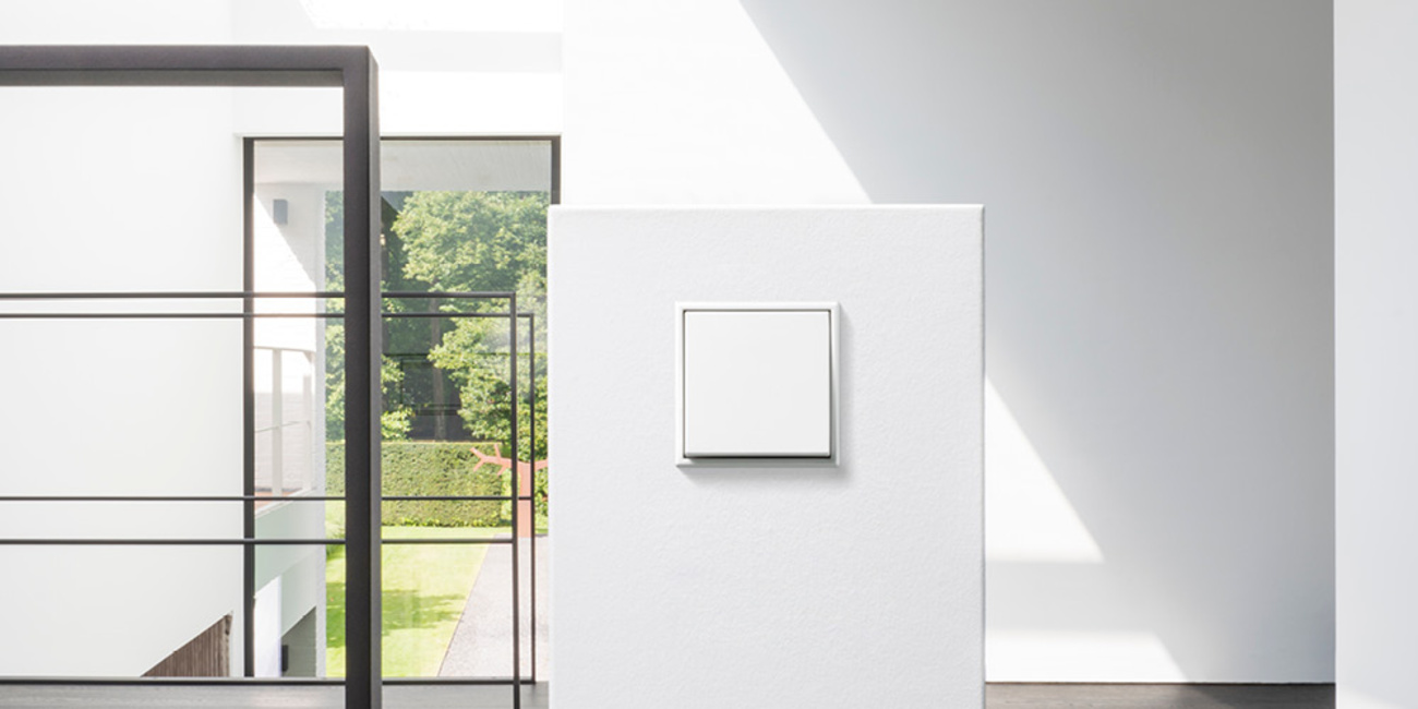 JUNG Schalterprogramme bei Elektro Häcker GmbH in Schweinfurt